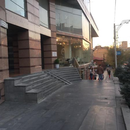 Apartment Sayat-Nova Yerevan Exterior photo
