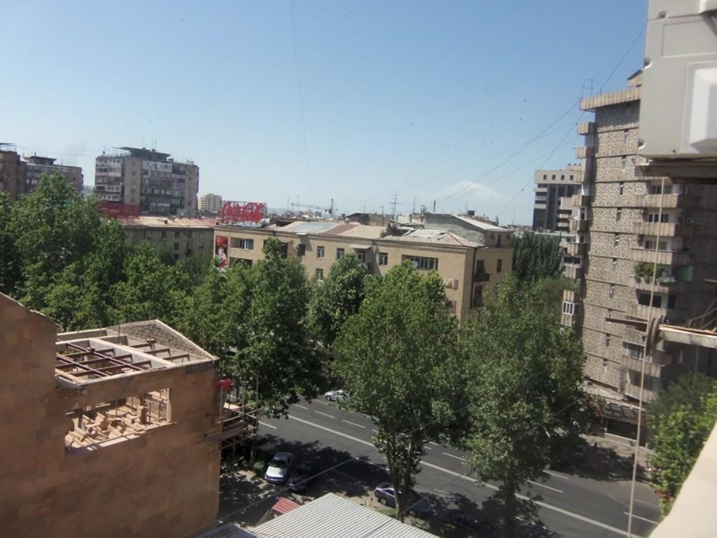 Apartment Sayat-Nova Yerevan Room photo