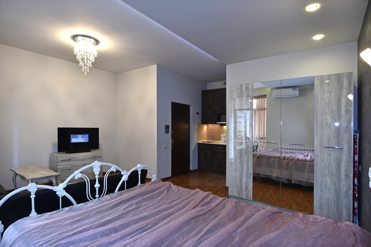 Apartment Sayat-Nova Yerevan Exterior photo